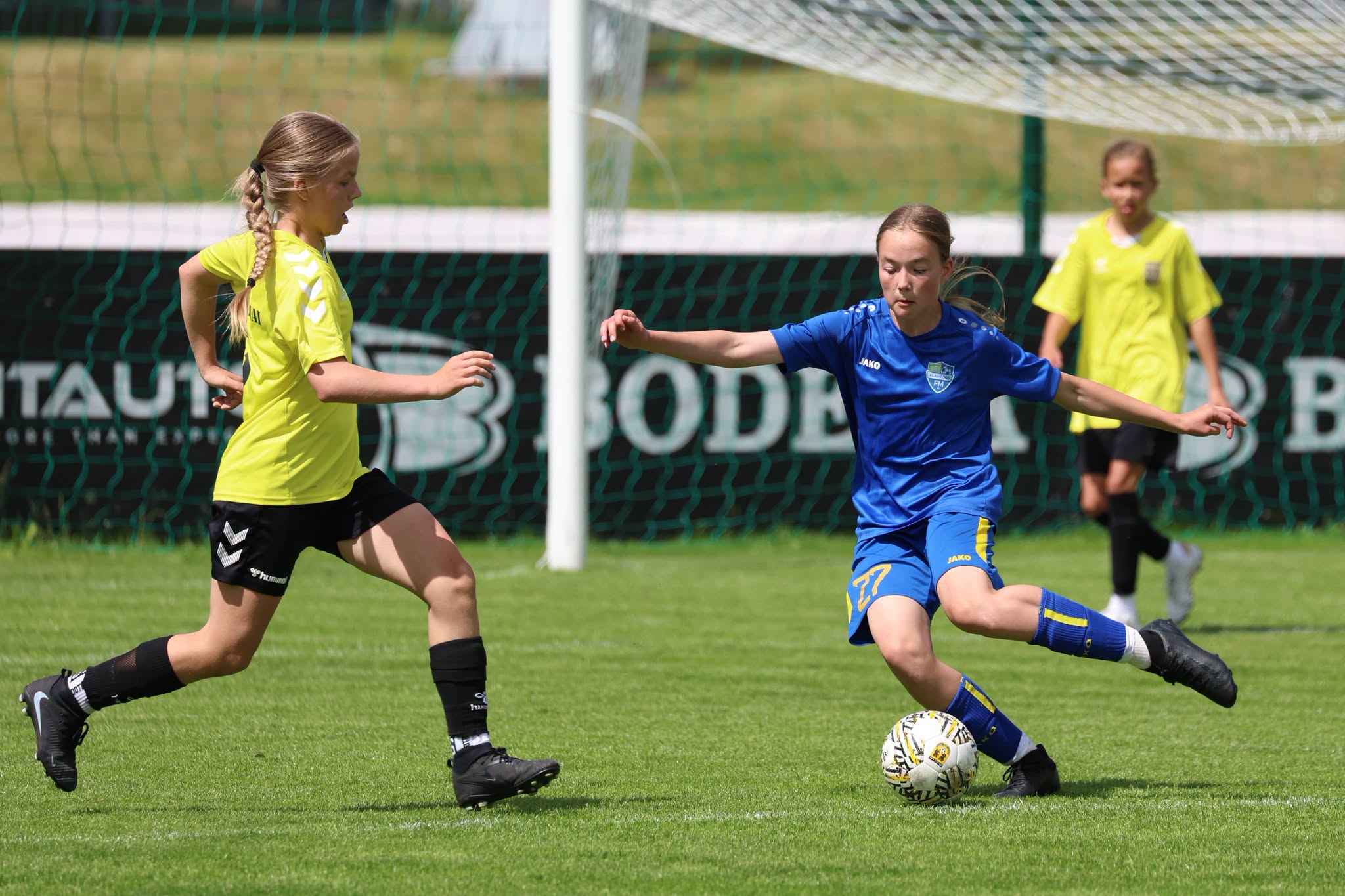 veiksmas-su-kamuoliu.jpg